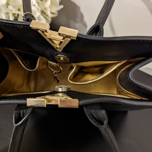 Black Leather Tote - Picture 3 of 4